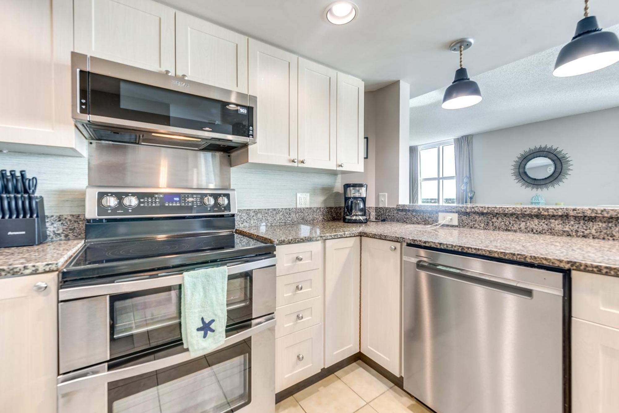 Chic North Myrtle Beach Condo Beach Front! Exterior photo